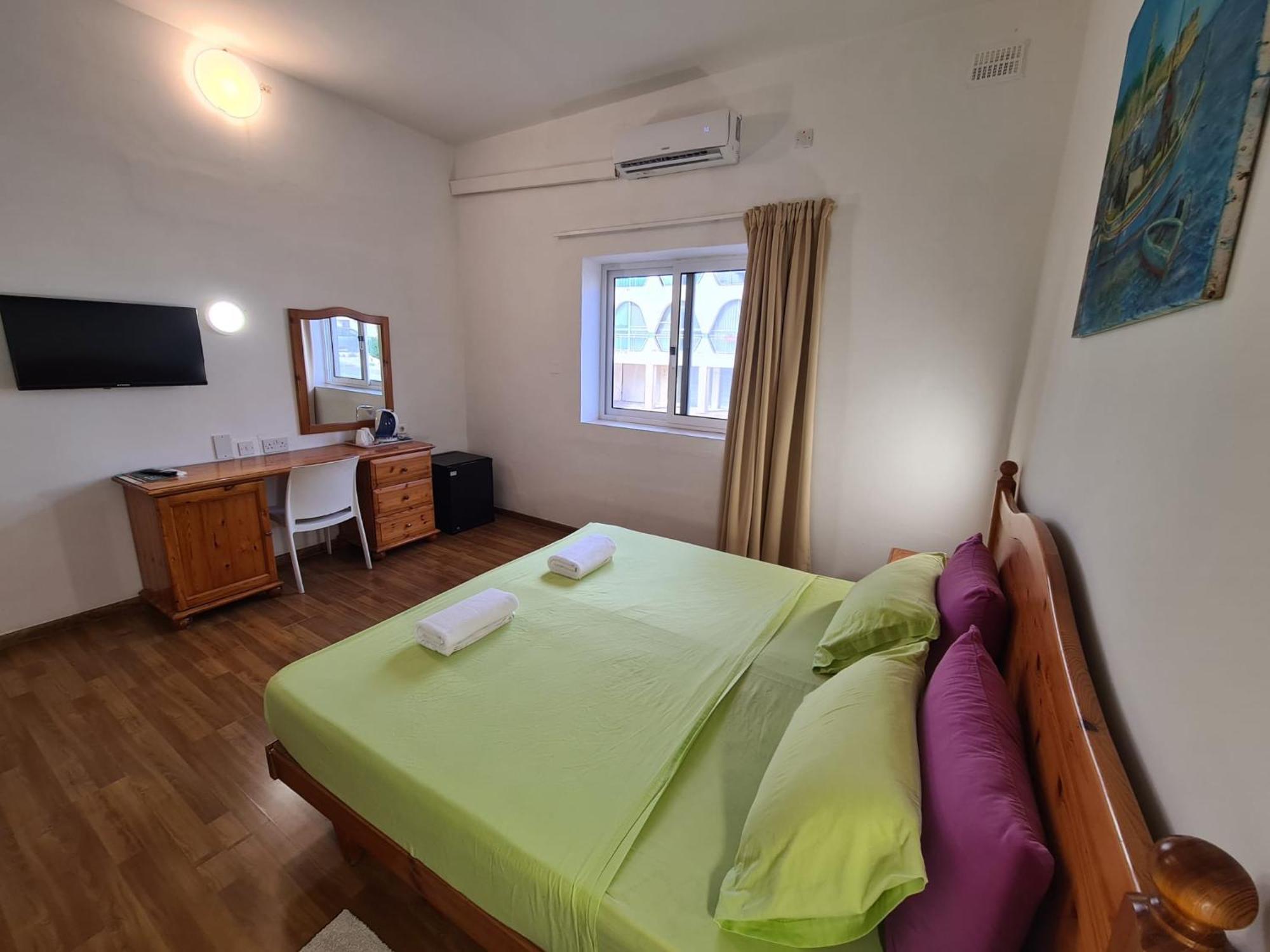 Sensi Hotel Marsaskala Kültér fotó